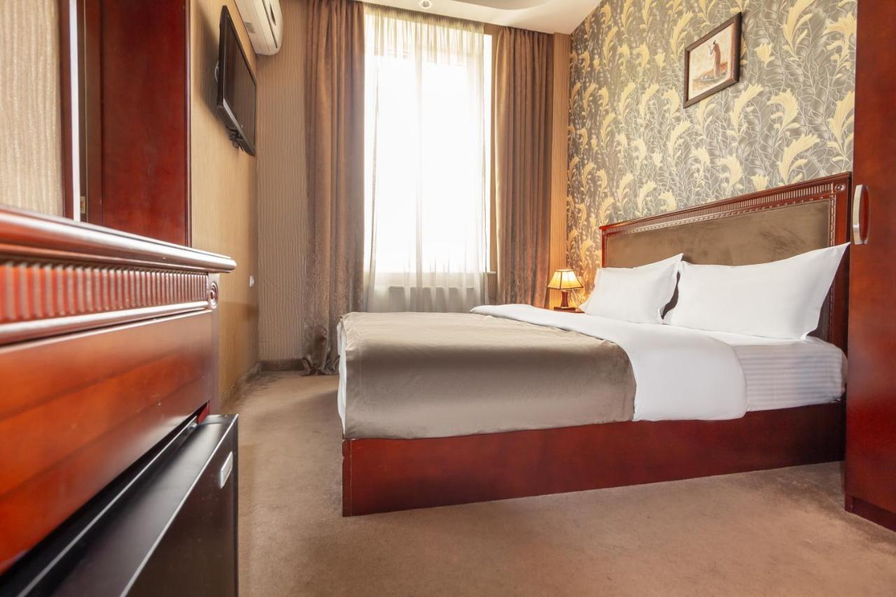 Margo Palace Hotel Tbilisi ภายนอก รูปภาพ
