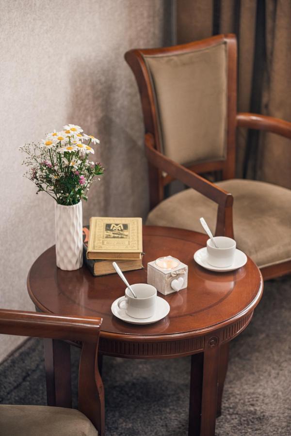 Margo Palace Hotel Tbilisi ภายนอก รูปภาพ